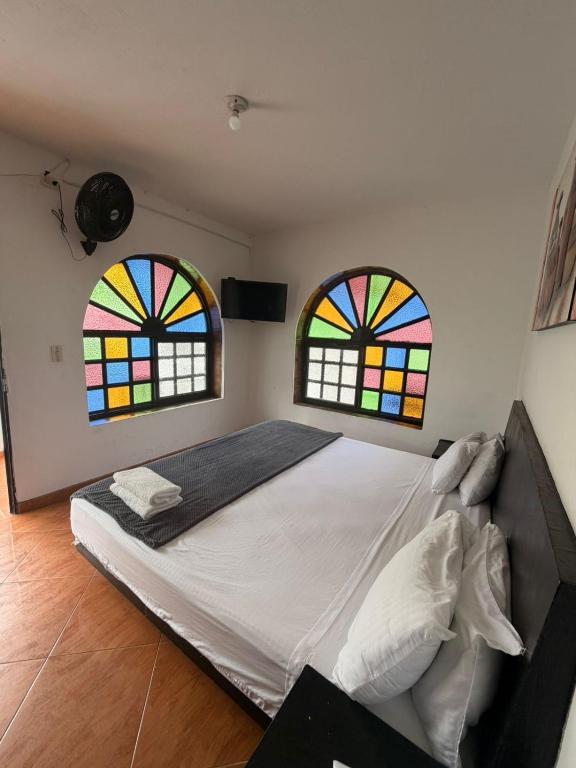 ISABELINAS HOTEL Villeta - 1