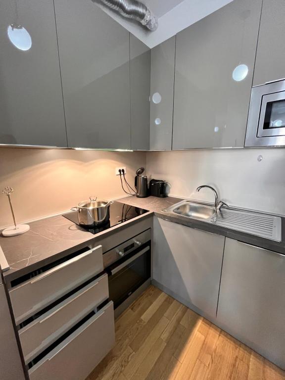 Mare Sea View Suites ,One Bedroom 305 - 4
