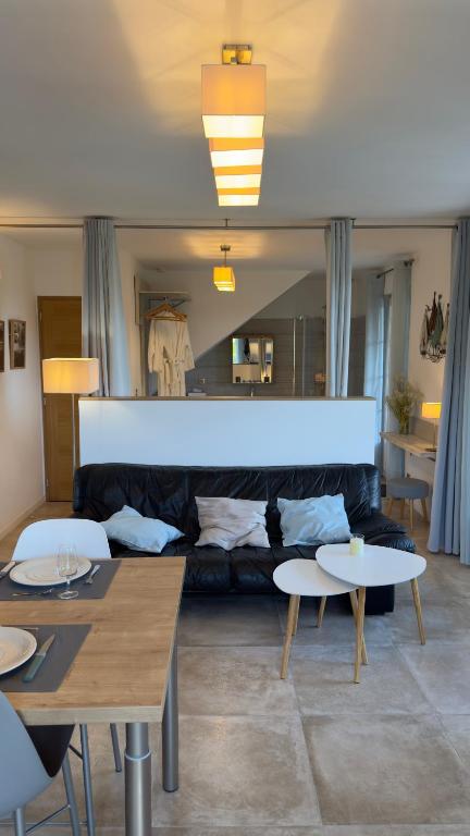 Studio bord de mer avec jardin dans villa ancienne - 4