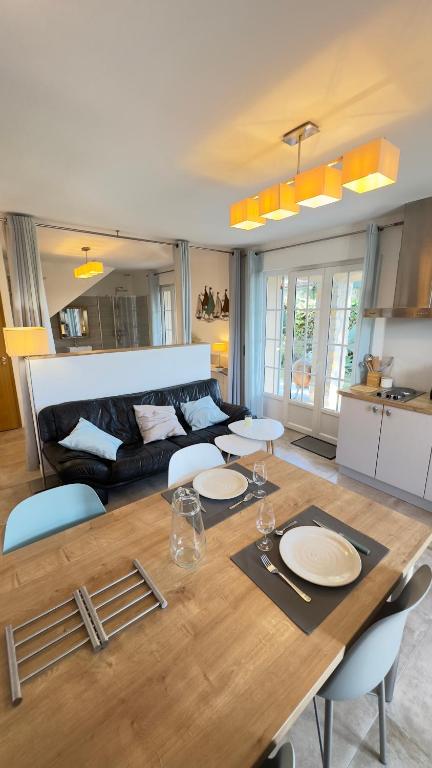 Studio bord de mer avec jardin dans villa ancienne - 2