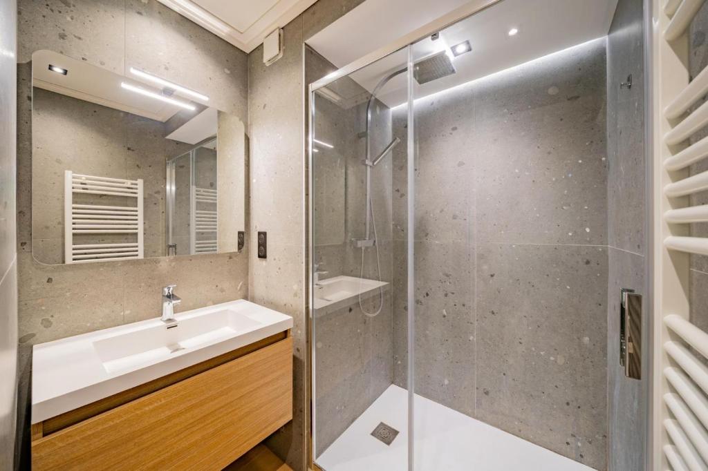 Pinede Sea View Lux - 2