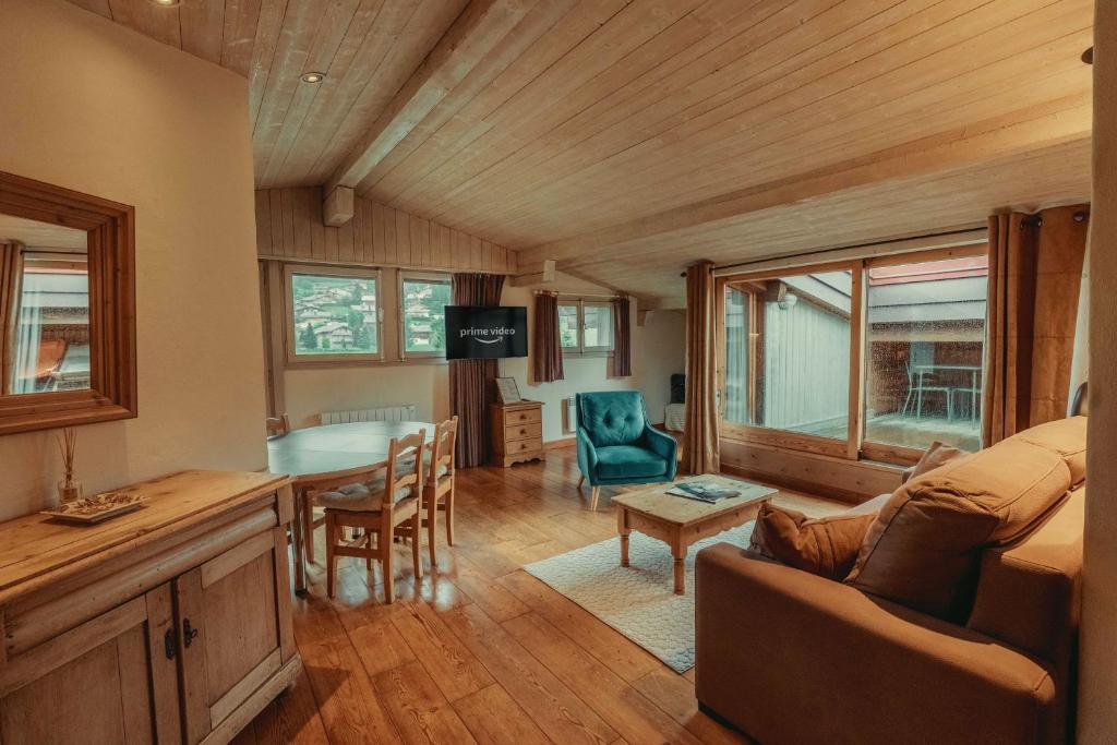Appartement 71m2 près de Megève, à 200m télécabine la Princesse, local à ski, 2 chambres, parking couvert - 1