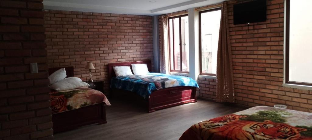 Hostal Cuenca Estévez y Pio Bravo - 3