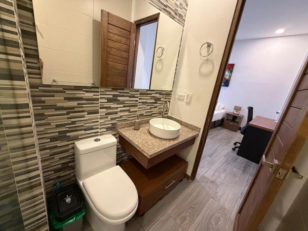 Apt in Centro Historico Jacuzzi Wi-Fi - 4