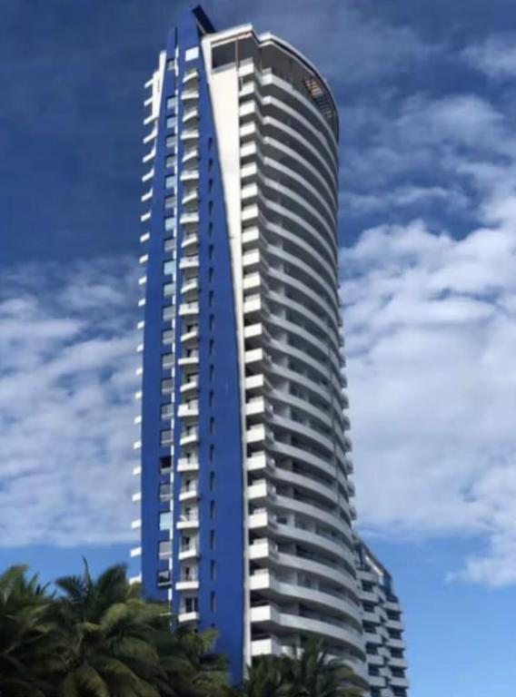 Grand Diamond Beach, 7 pax, 2 bathrooms, terrace view - 2