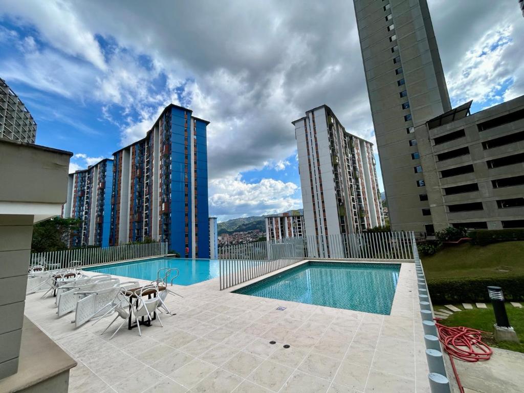 MiniPenthouse De Lujo Vista Espectacular Piscina Zona Laureles Estadio - 2