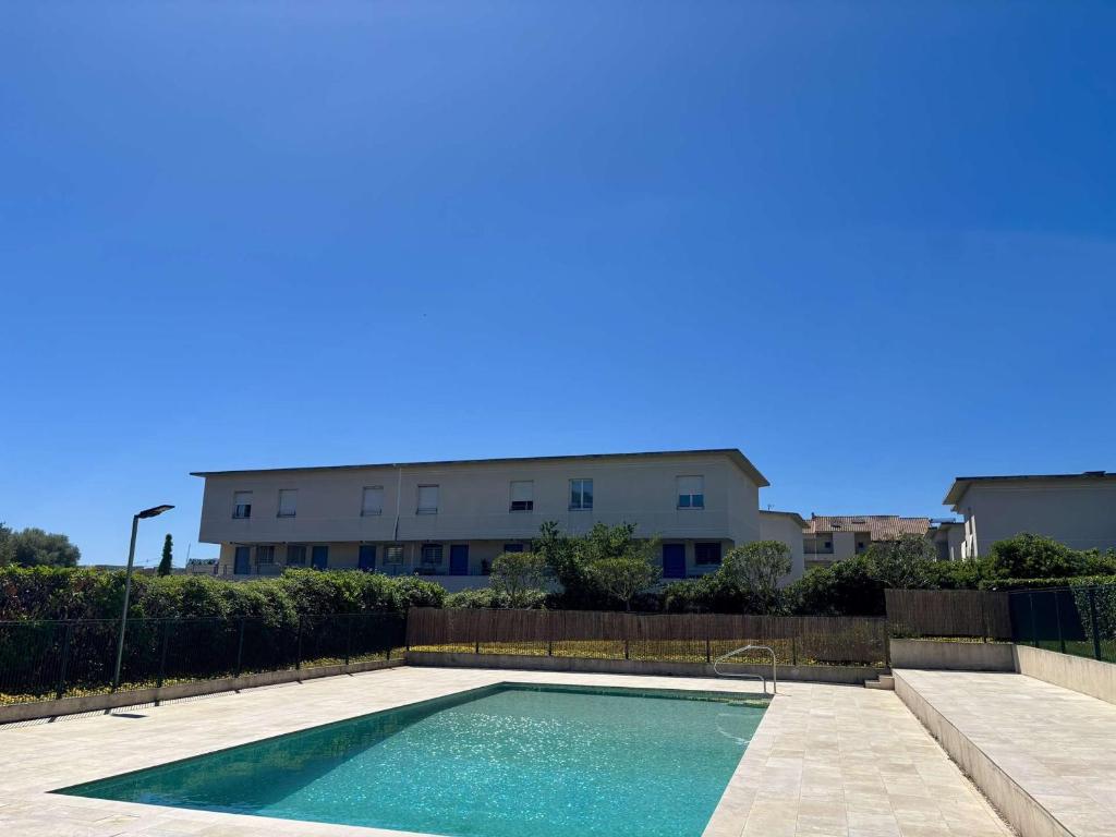 Appartement avec clim et piscine - 3 pers. - FR-1-252-203 - 2