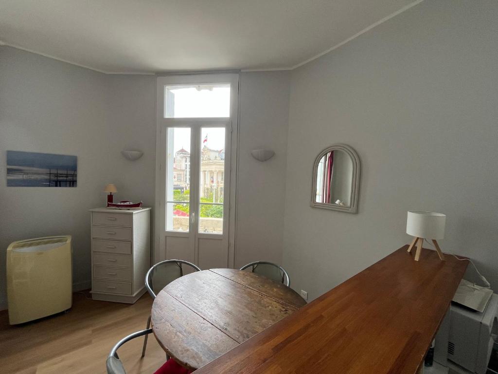 Charmant appartement en centre-ville - 2 pers. - FR-1-319-639 - 4