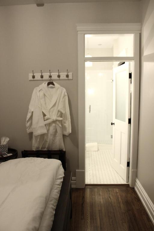 The Plainfield Inn photo