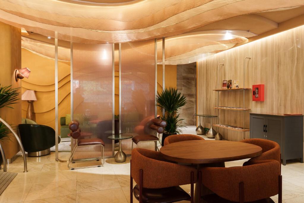 Bar/lounge