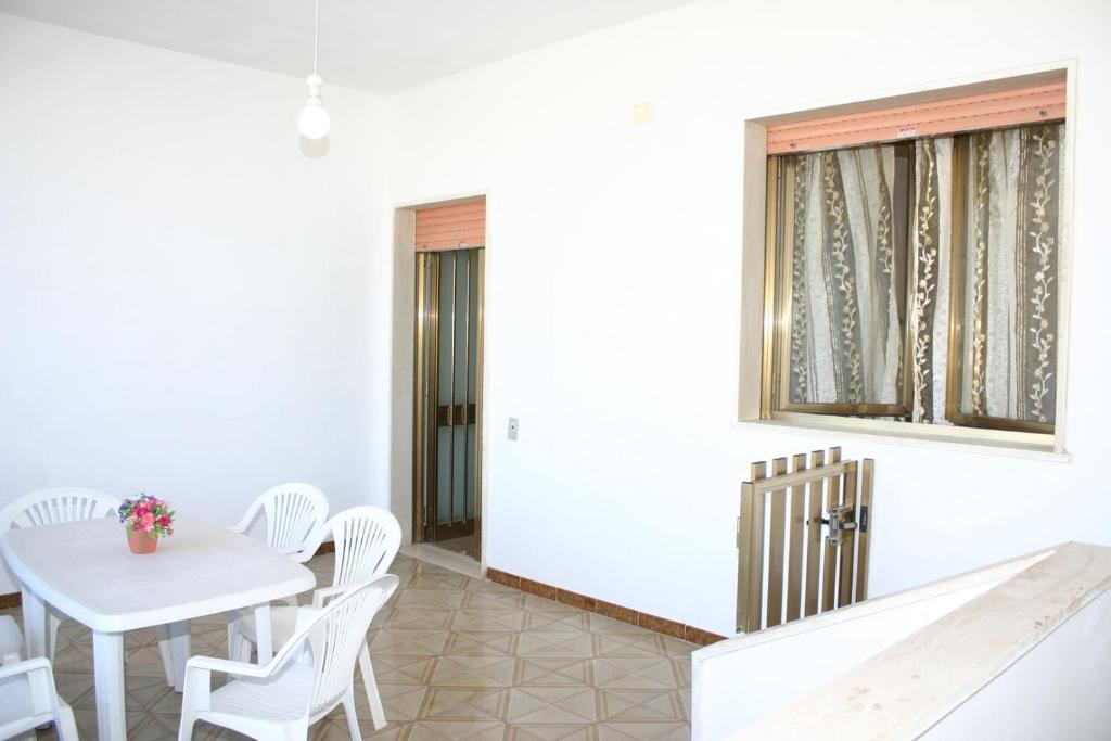 Casa Davide a soli 100 mt dalla spiaggia di Torre Lapillo - 2