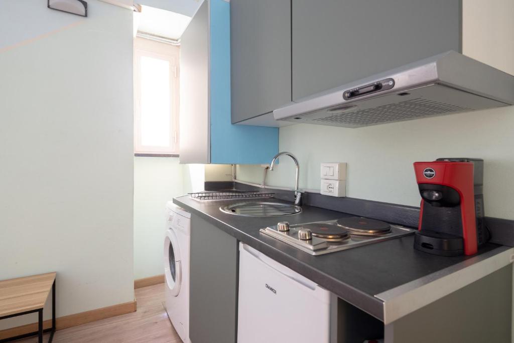 193Gramsci Comfort Apartment 2 plus 2 guests City center location Near ferries and Portovenere bus Flexible space with adjacent unit - 3