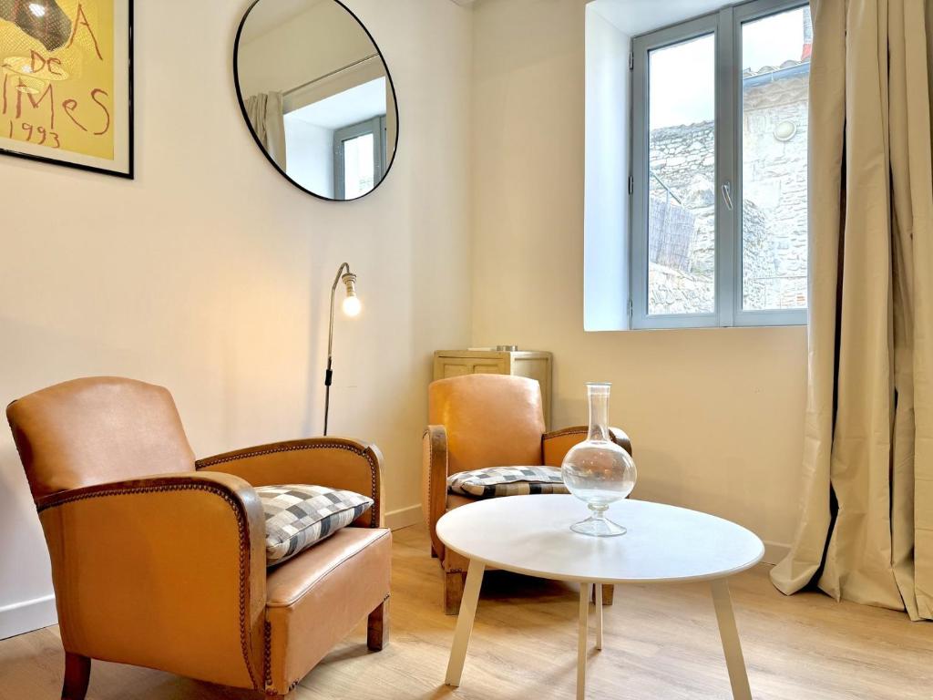 Les Suites du Richelieu, climatisées , 4 pers,à Nîmes - 3