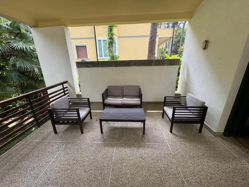 Villa Pineta - Parcheggio, Giardino - Oasi di Tranquillità a Due Passi dal Mare - 3