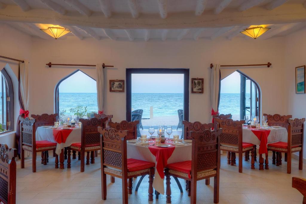 Sultan Sands Island Resort & Spa — Restaurant & bars in Kiwengwa, Zanzibar North