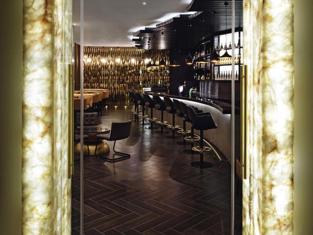 Bar/Bekleme Salonu