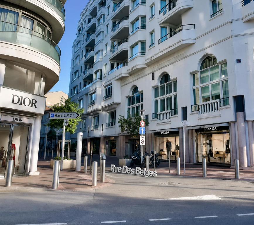 50m of palace of festival#Croisette#beach#city centre Cannes#Palace#aircondition#free WiFI#Private - 1