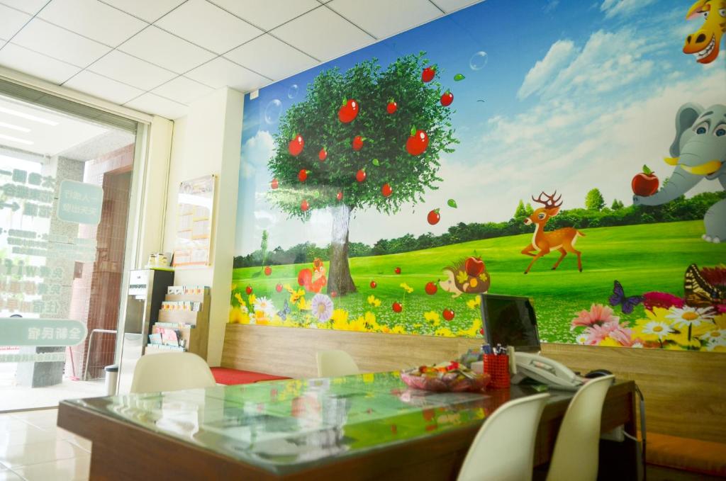 Apple Tree Hostel photo