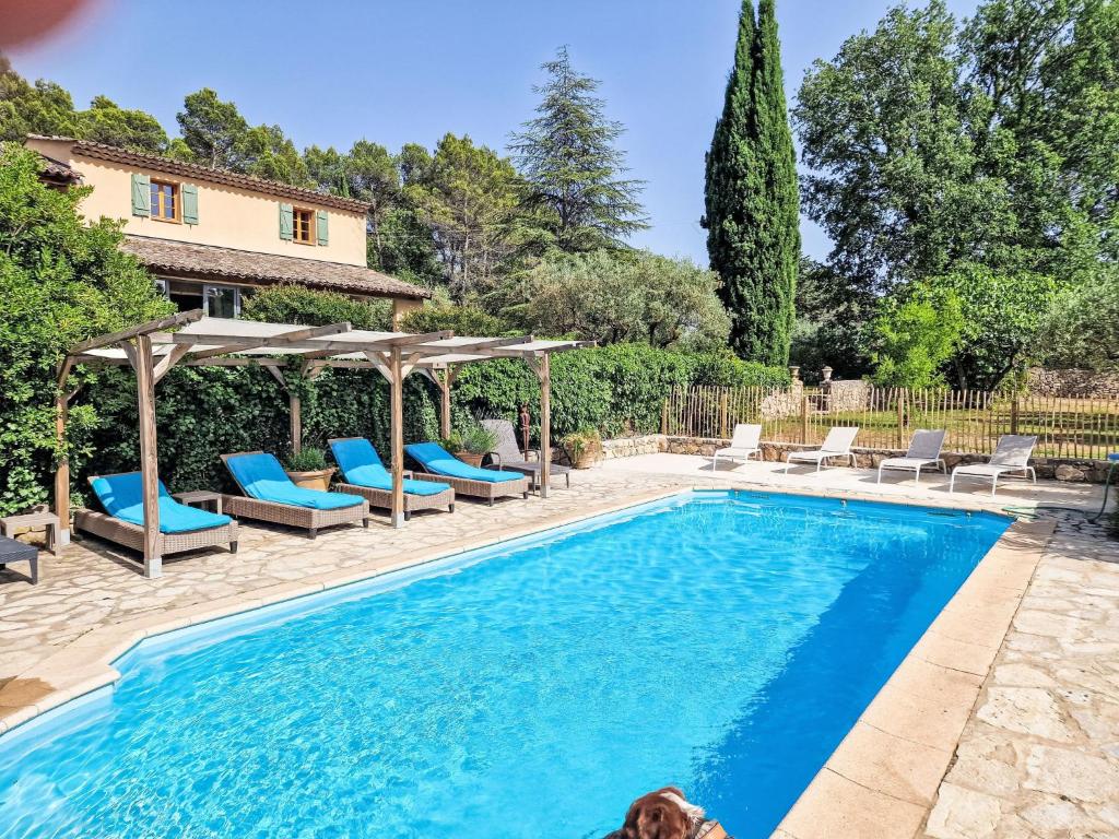 Holiday Home Klimatisiertes Mas Les Heures Bleues mit Pool by Interhome - 1
