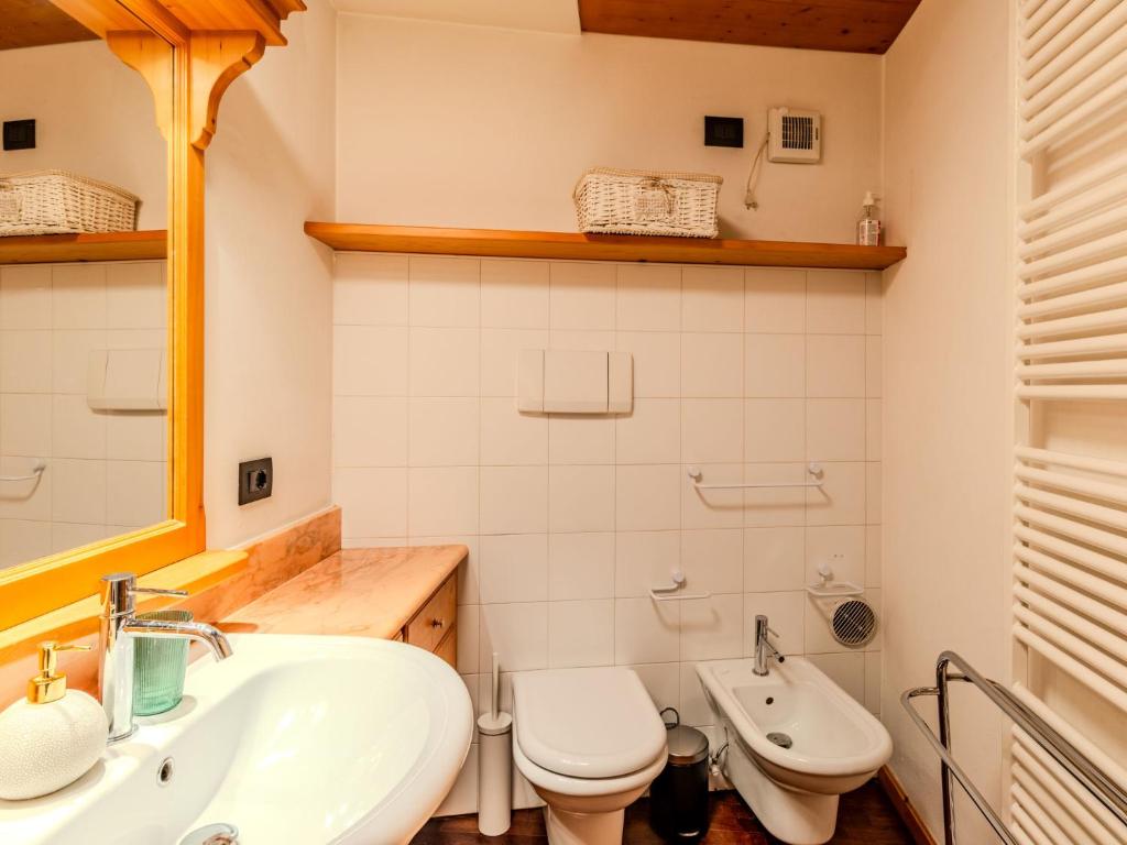 Apartment Mansarda al Campanile by Interhome - 4