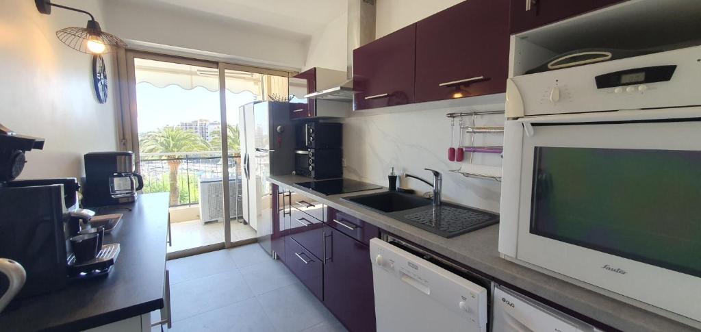 Apartment 50 m2 for 2 p maximum Marina view, Swimming pool, Wi-Fi, Air conditioning, Parking - 2