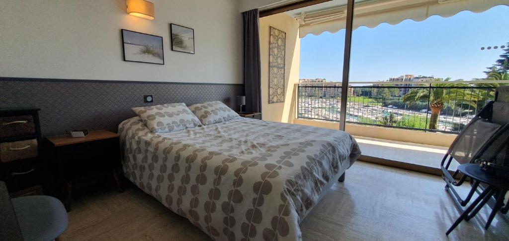 Apartment 50 m2 for 2 p maximum Marina view, Swimming pool, Wi-Fi, Air conditioning, Parking - 5