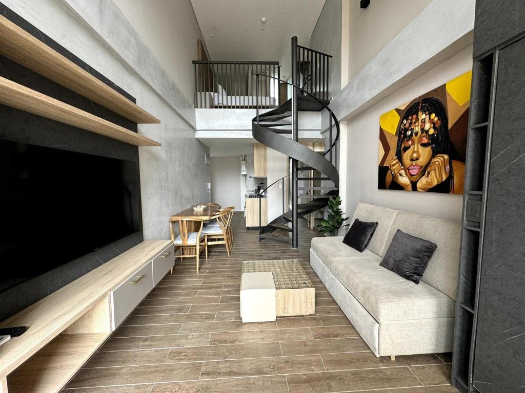 Loft in Downtown - Rooftop Pool - 1