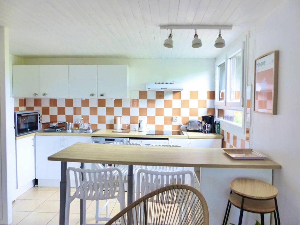 Résidence MARENSIN. Appartement duplex, proche de la plage des Bourdaines - 5