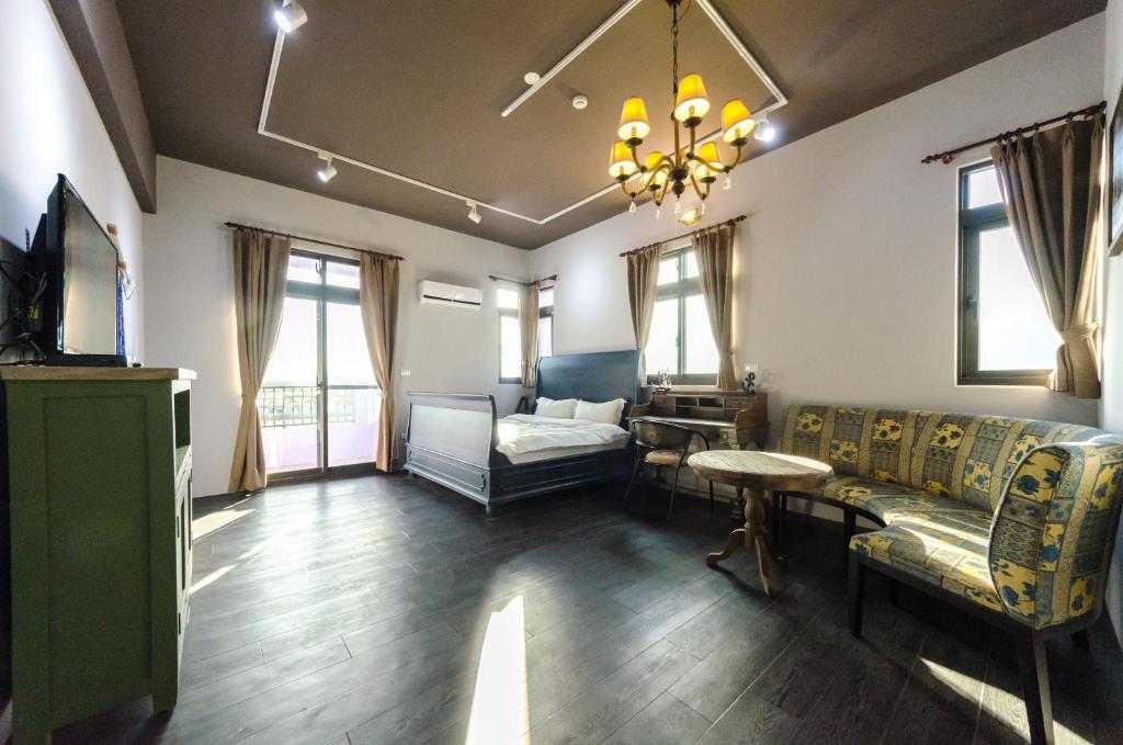 Sea Breeze B&B.