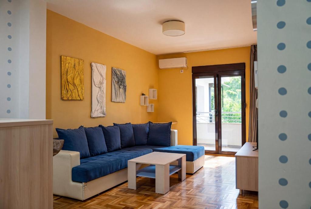 Becici Akacia Apartments - 2