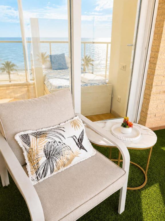 Helen Beachfront Luxury Muchavista - 5