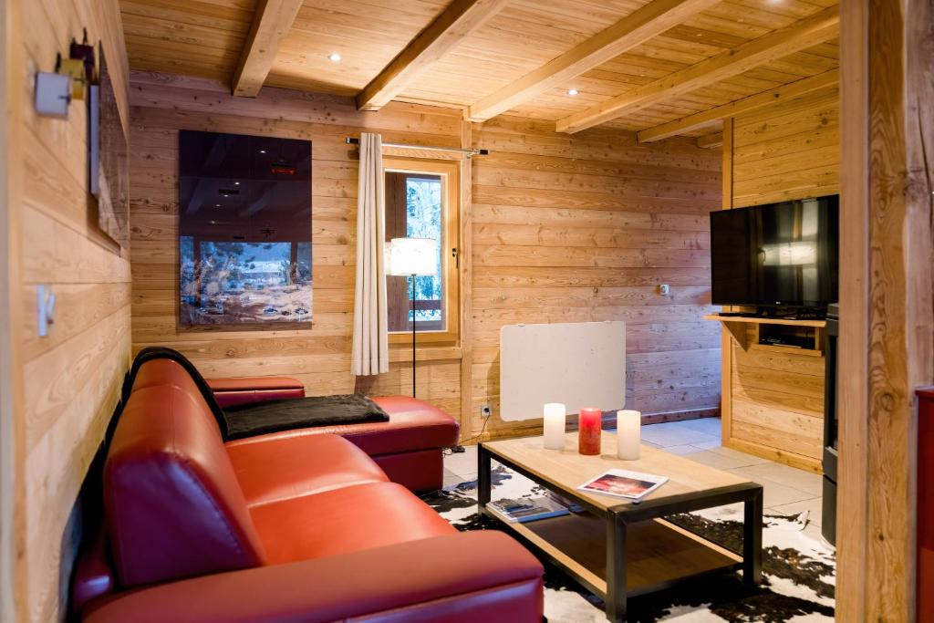 CHALET EVEREST Les CHALETS D'HINOUKA SERRE CHEVALIER-CHANTEMERLE 200 m des pistes - 4