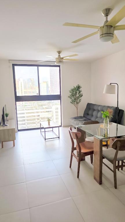 Impeccable Apartment in Downtown MTY with Private Parking Space - 1