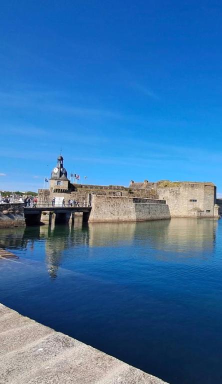 Prés du port - 2