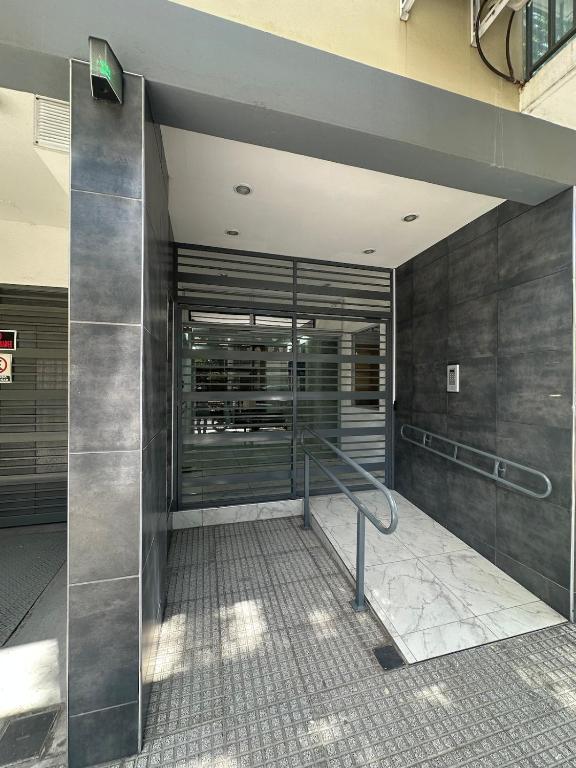 Excelente departamento en Buenos Aires con balcon - 3