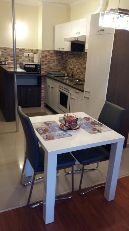 Isabell Apartments Gyor photo