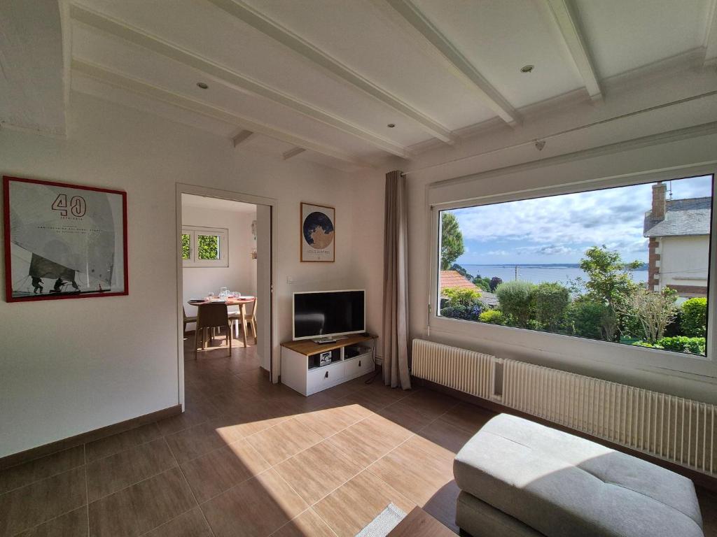 Holiday Home in Perros-Guirec Pink Granite Coast - 5