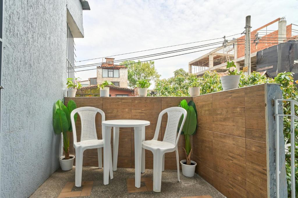 El Poblado Room #3 with Private Bathroom in Shared Apartment - 5