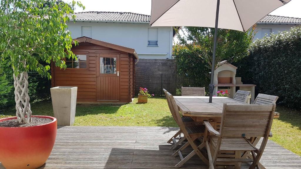 Le Brigantin, villa mitoyenne de 68m2 avec terrasse, jardinet et petit garage - 2