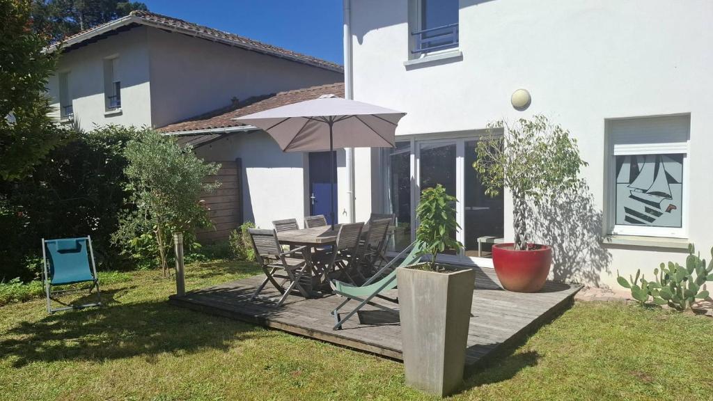 Le Brigantin, villa mitoyenne de 68m2 avec terrasse, jardinet et petit garage - 3