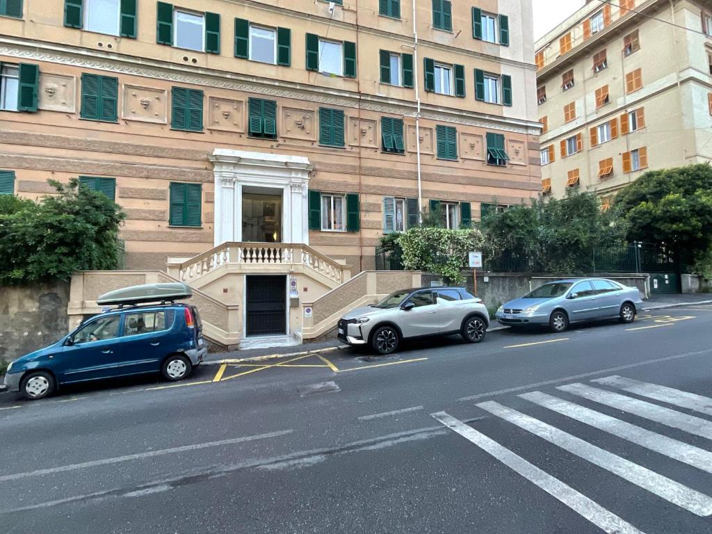 Est 25 Lodging in Genoa - 5