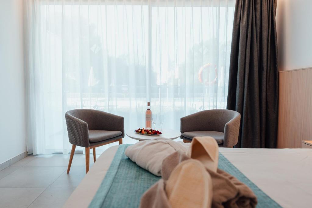 Petit Sagitario Adults only — Hotel rooms in Santandria, Balearic Islands