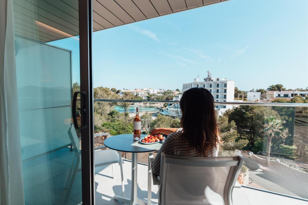 Petit Sagitario Adults only — Hotel rooms in Santandria, Balearic Islands