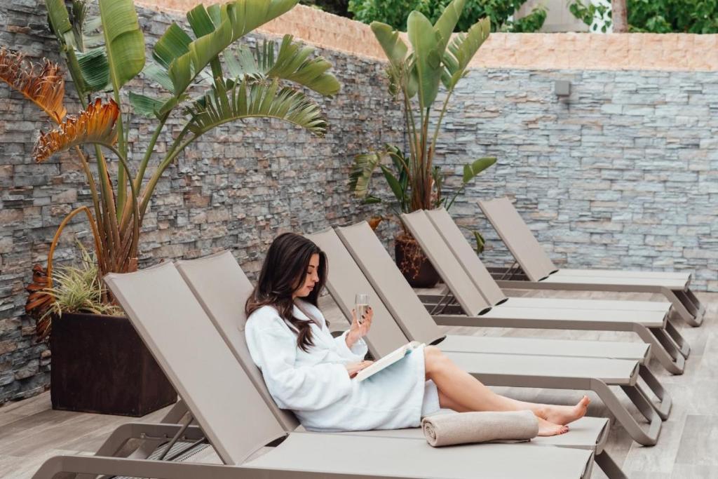 Petit Sagitario Adults only — Spa in Santandria, Balearic Islands