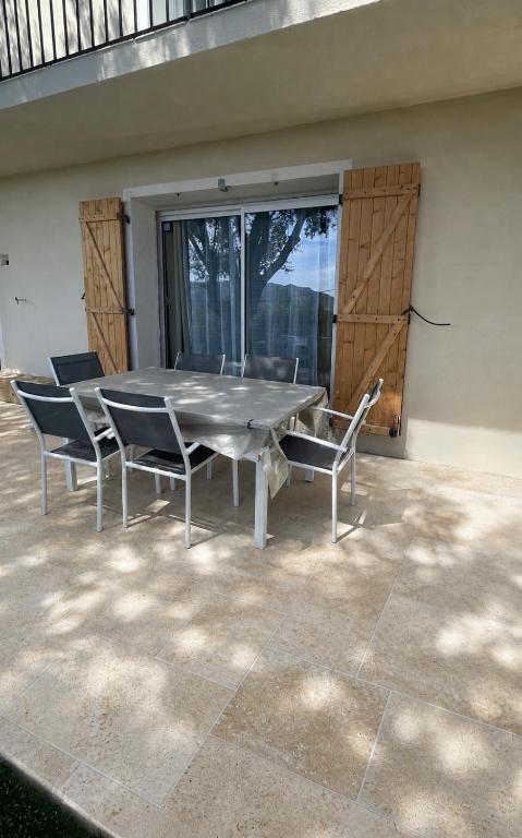 Location estivale 4 à 7 personnes Santa Giulia - 3