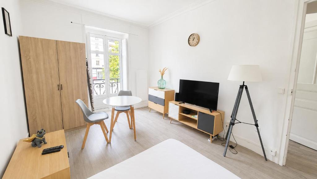 Studio Duquesne 1/2 pers - 1