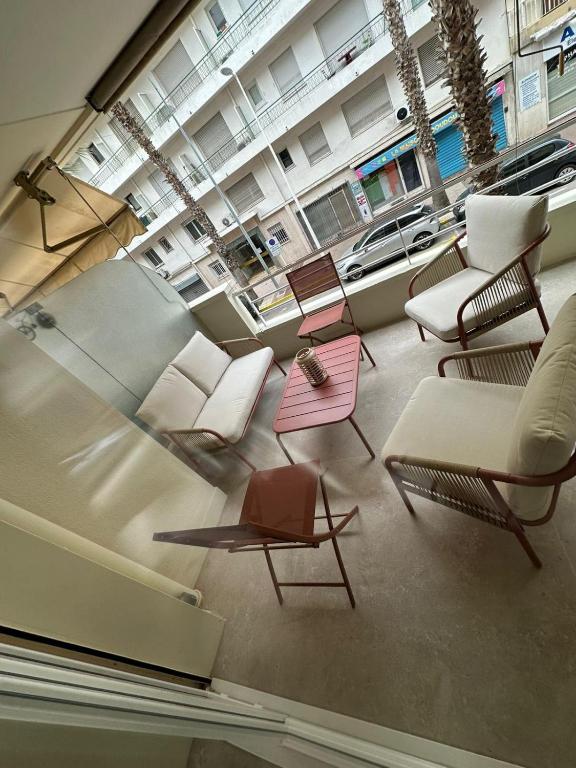 Luxury location , ideally situated near sea - 2