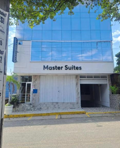 Hotel Master Suites - 3