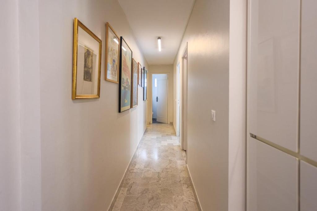 Stylish 2BR with Garage and AC Port of Nice - 5