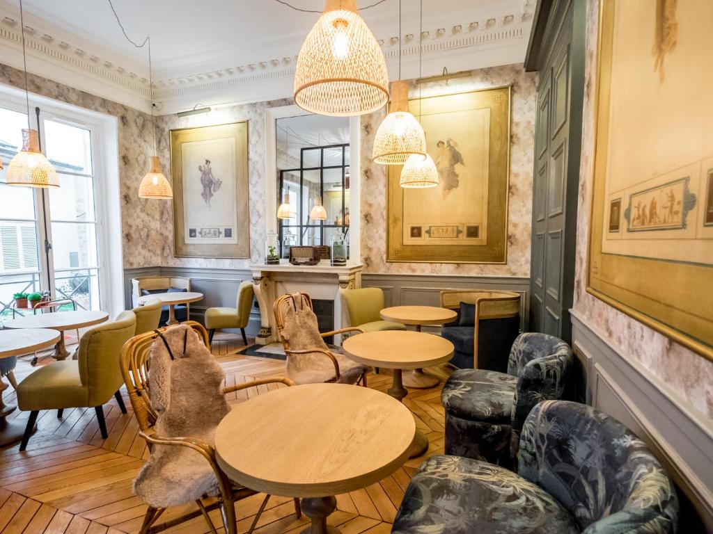 1er Etage SoPi-Montmartre - 2